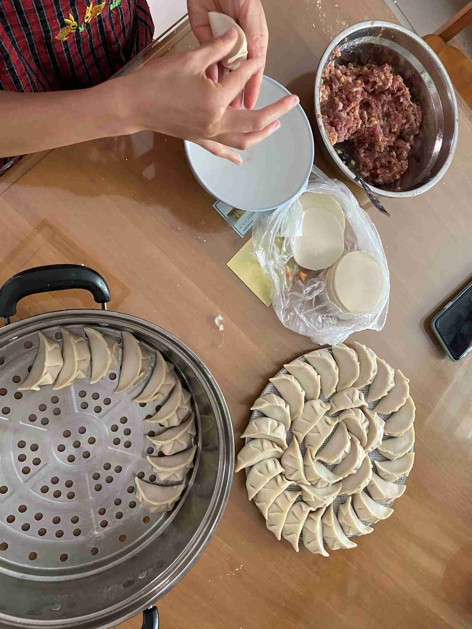 亲手包饺子