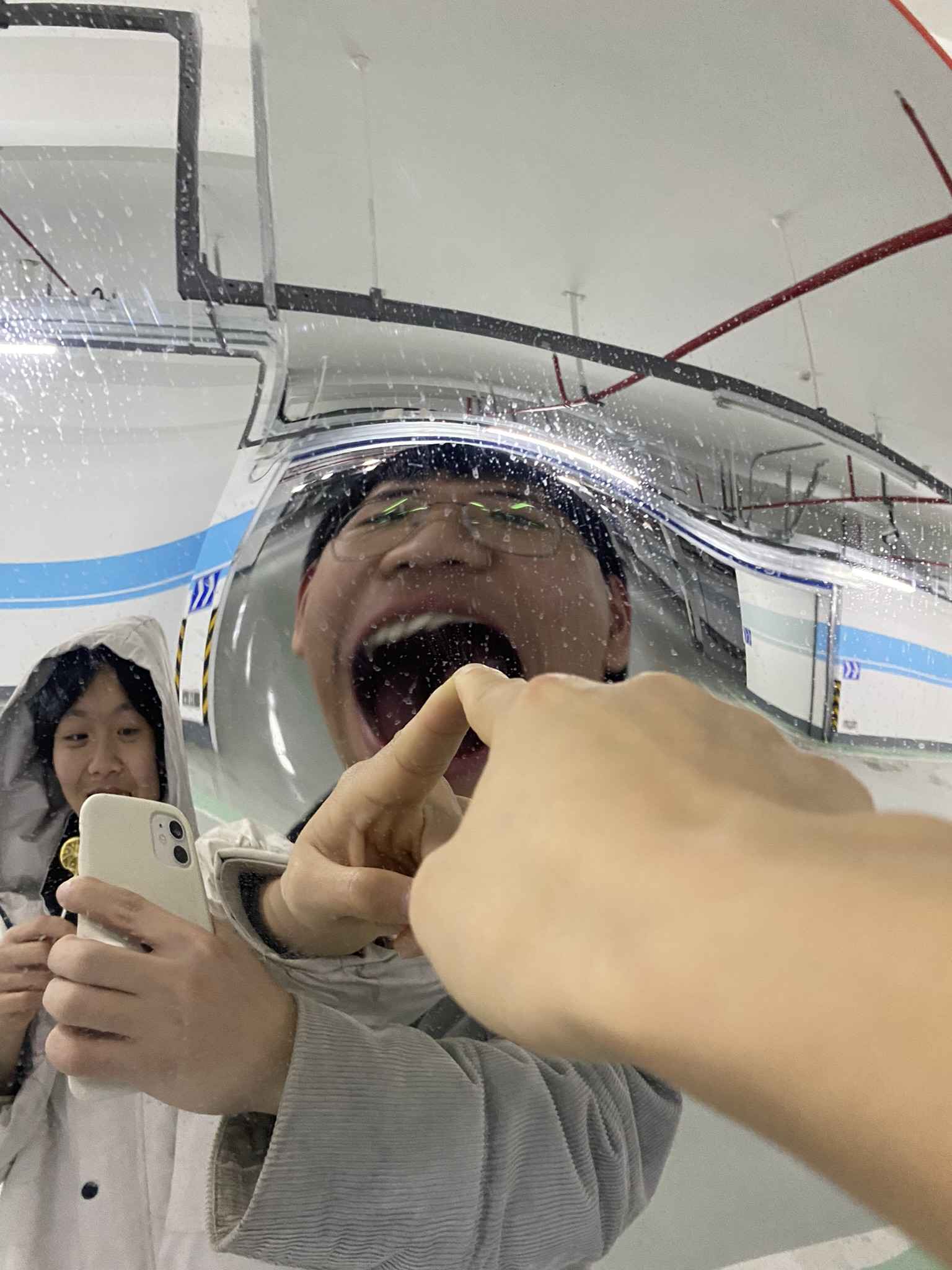 广角镜搞怪 3